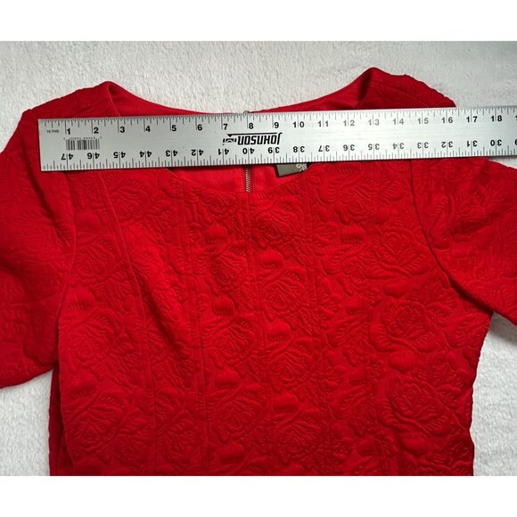 Taylor Women’s Red Embossed Floral A-Line Dress Size 12 Round Neck 3/4 Sleeve - Picture 6 of 8